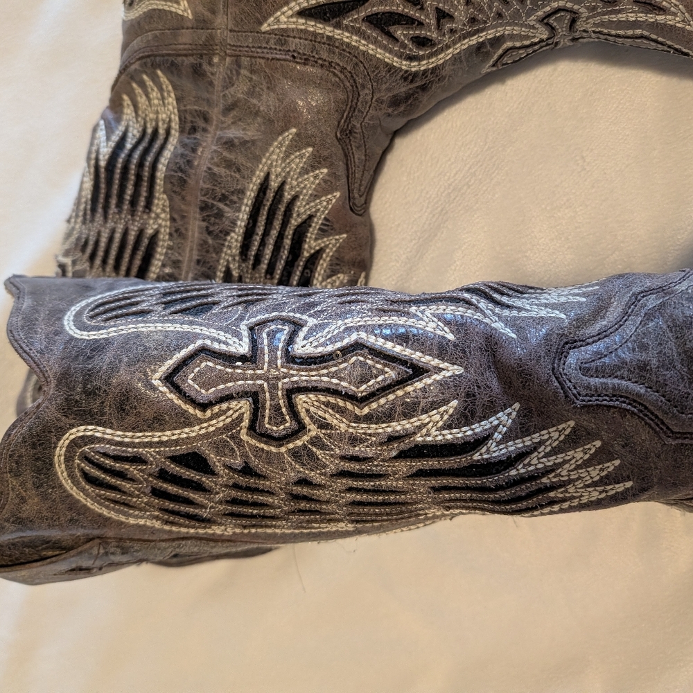 Corral Cross And Wings Cowgirl Boots - Picture 11 of 12